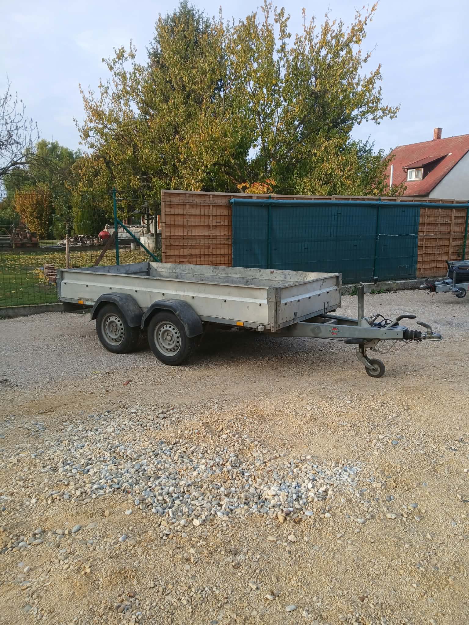 Kéttengelyes